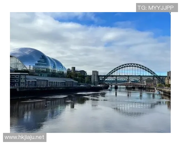 以纽卡斯尔为中心的城市发展与文化演变探索